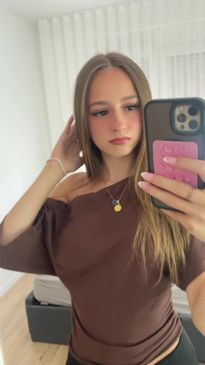 @🇦🇱