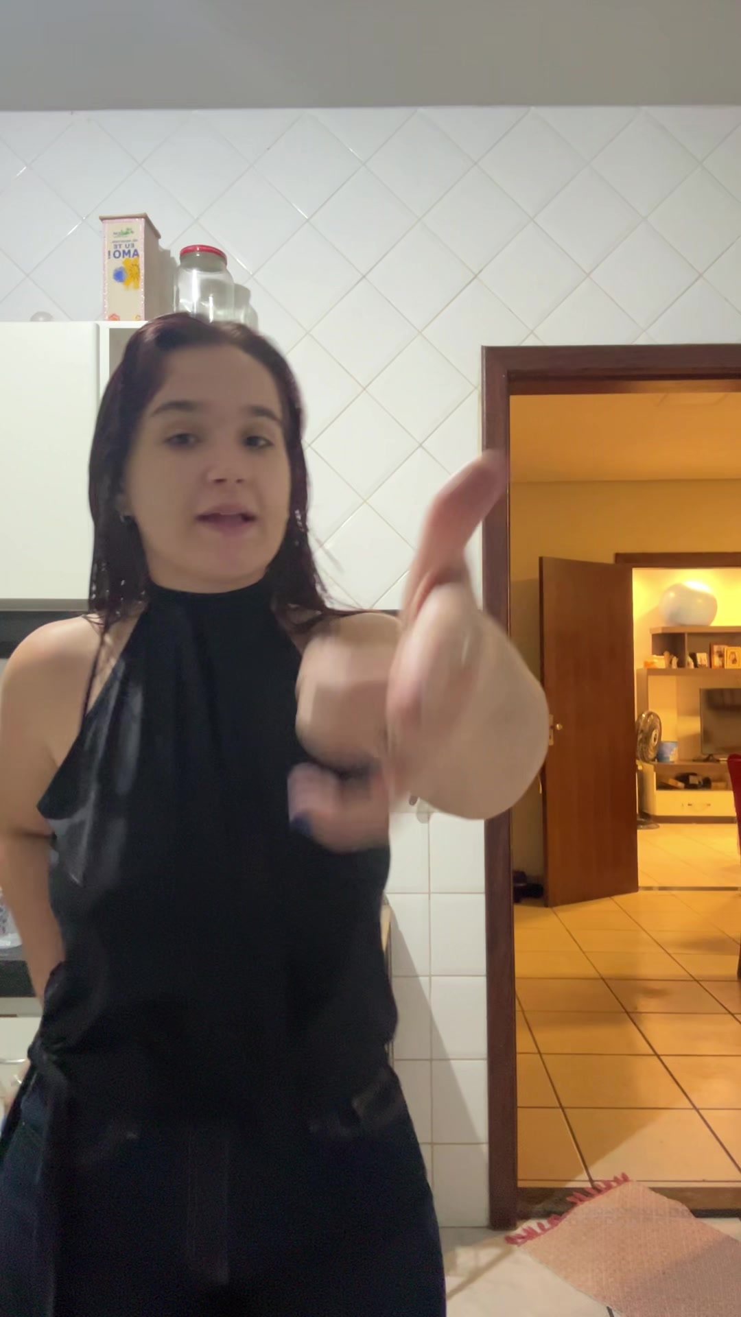 @moni