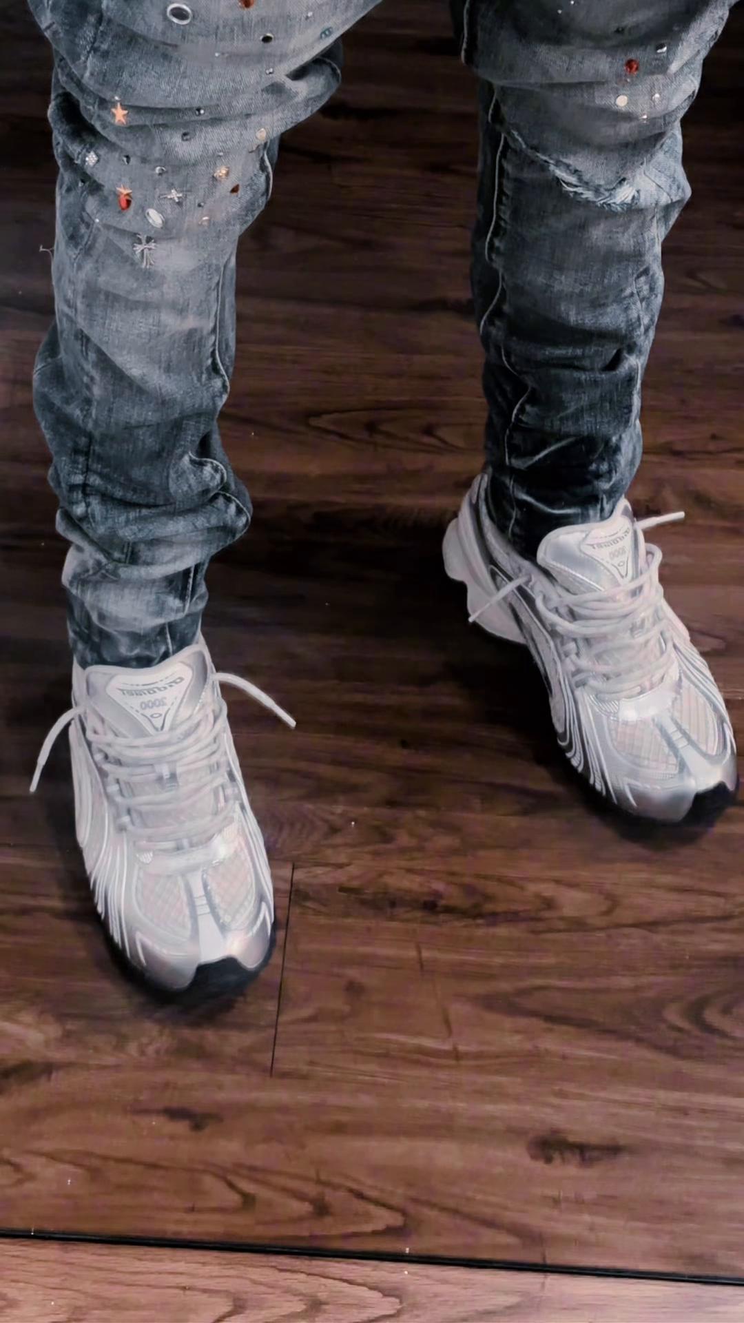 @𝟑𝐣®