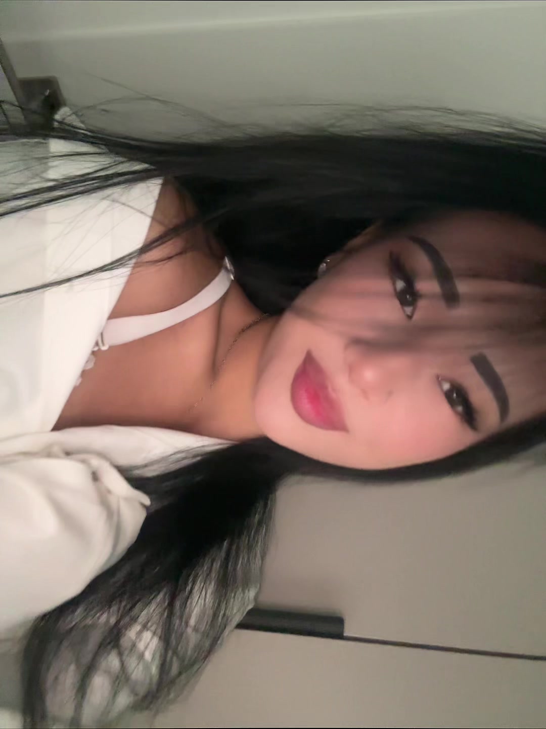 @elinaaa