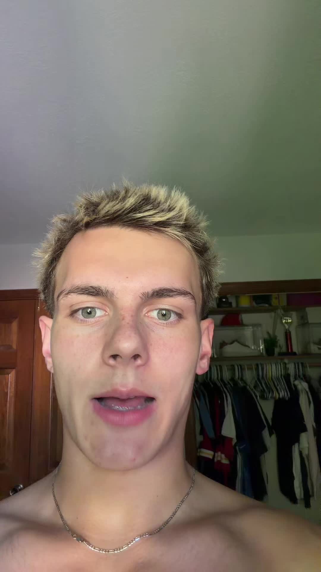@Z