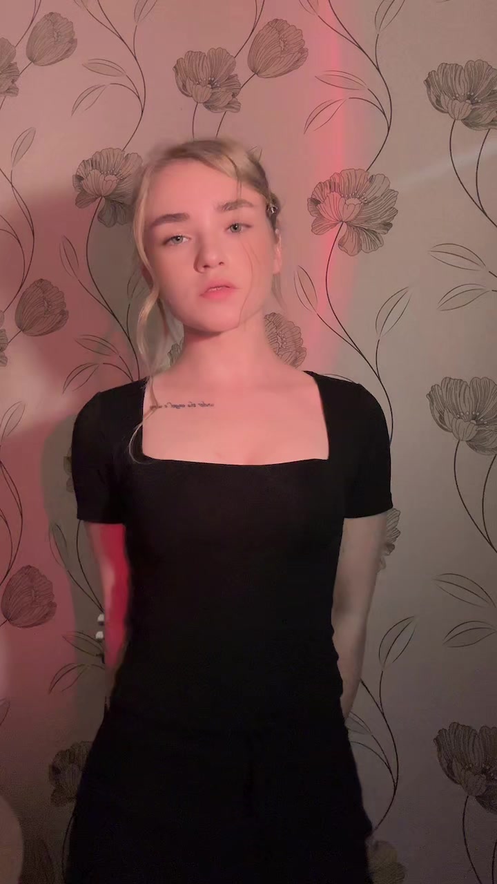 @сашенька🐾