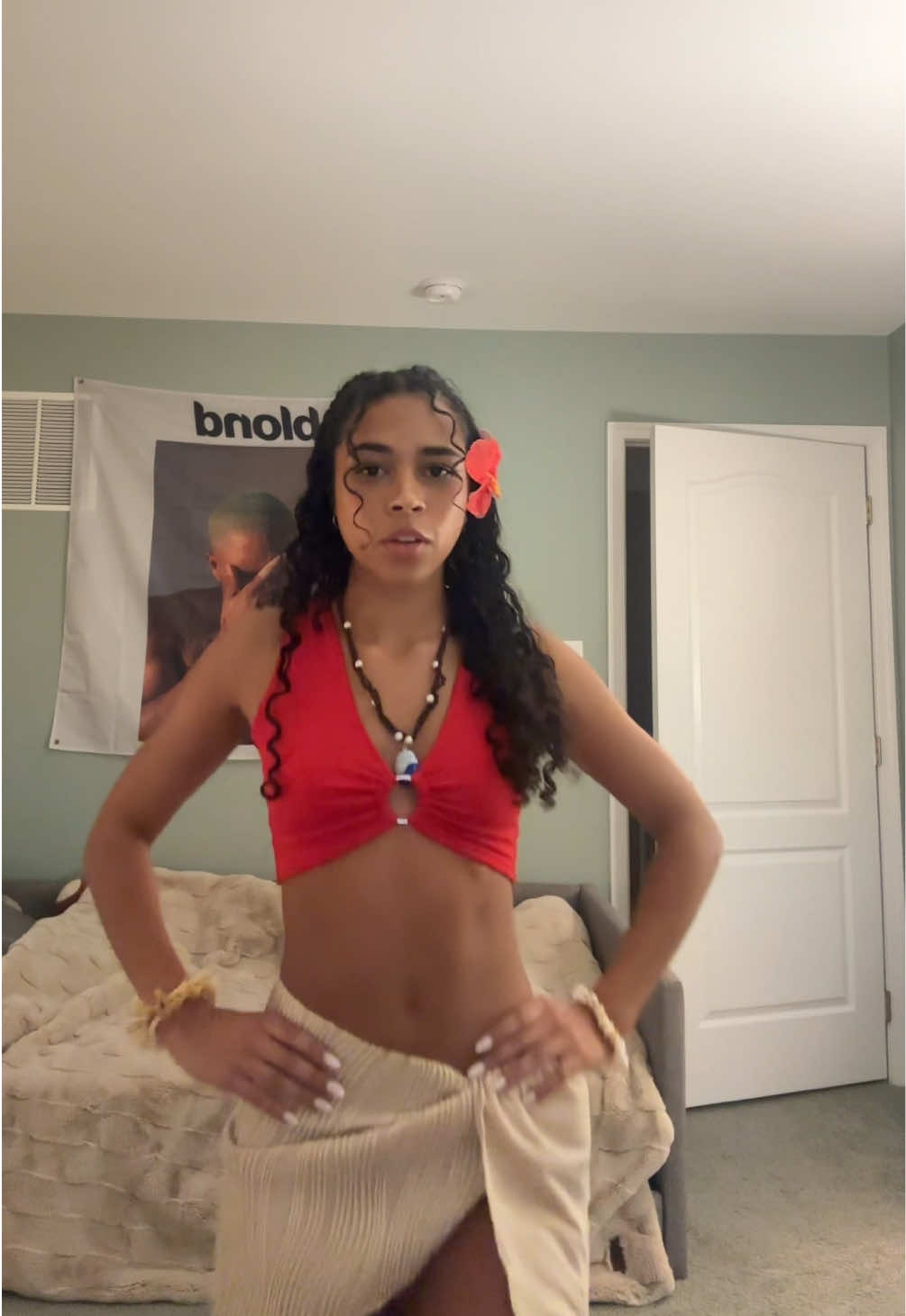 @sloane.daviss