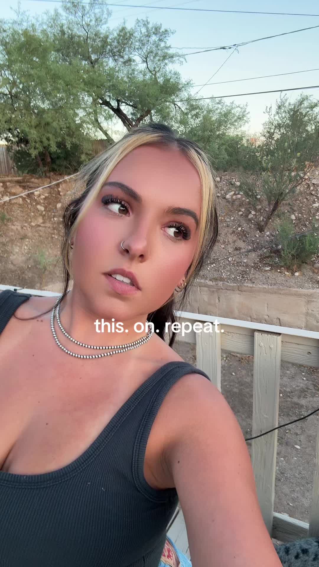 @pikivids_