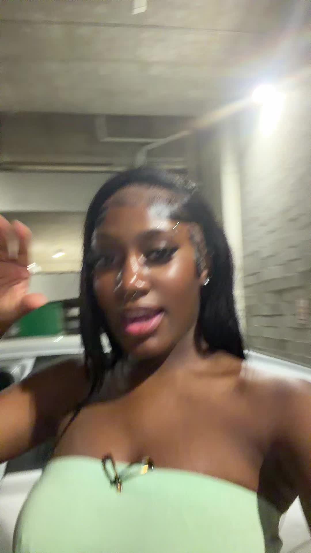 @Marriee
