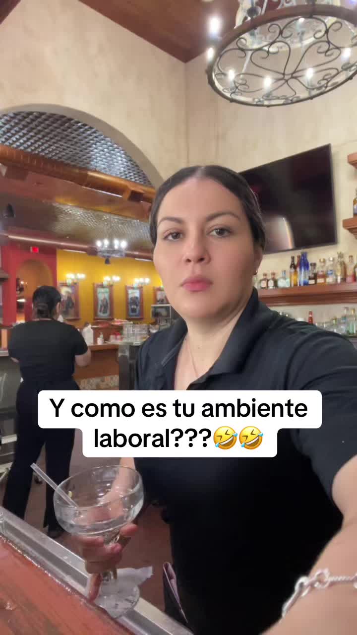 @Anayeli R