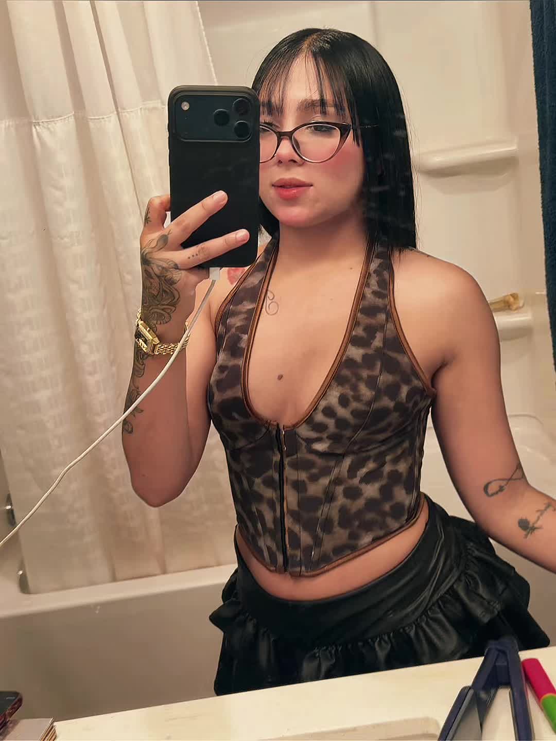 @Alejandra⚡️