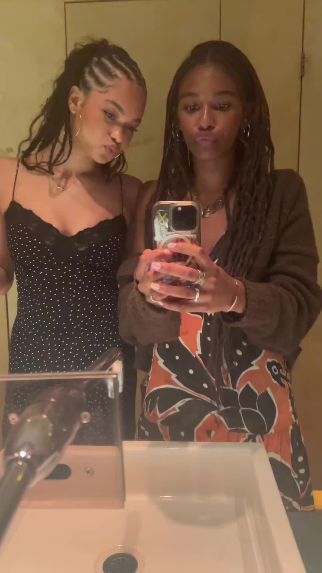 @🚨