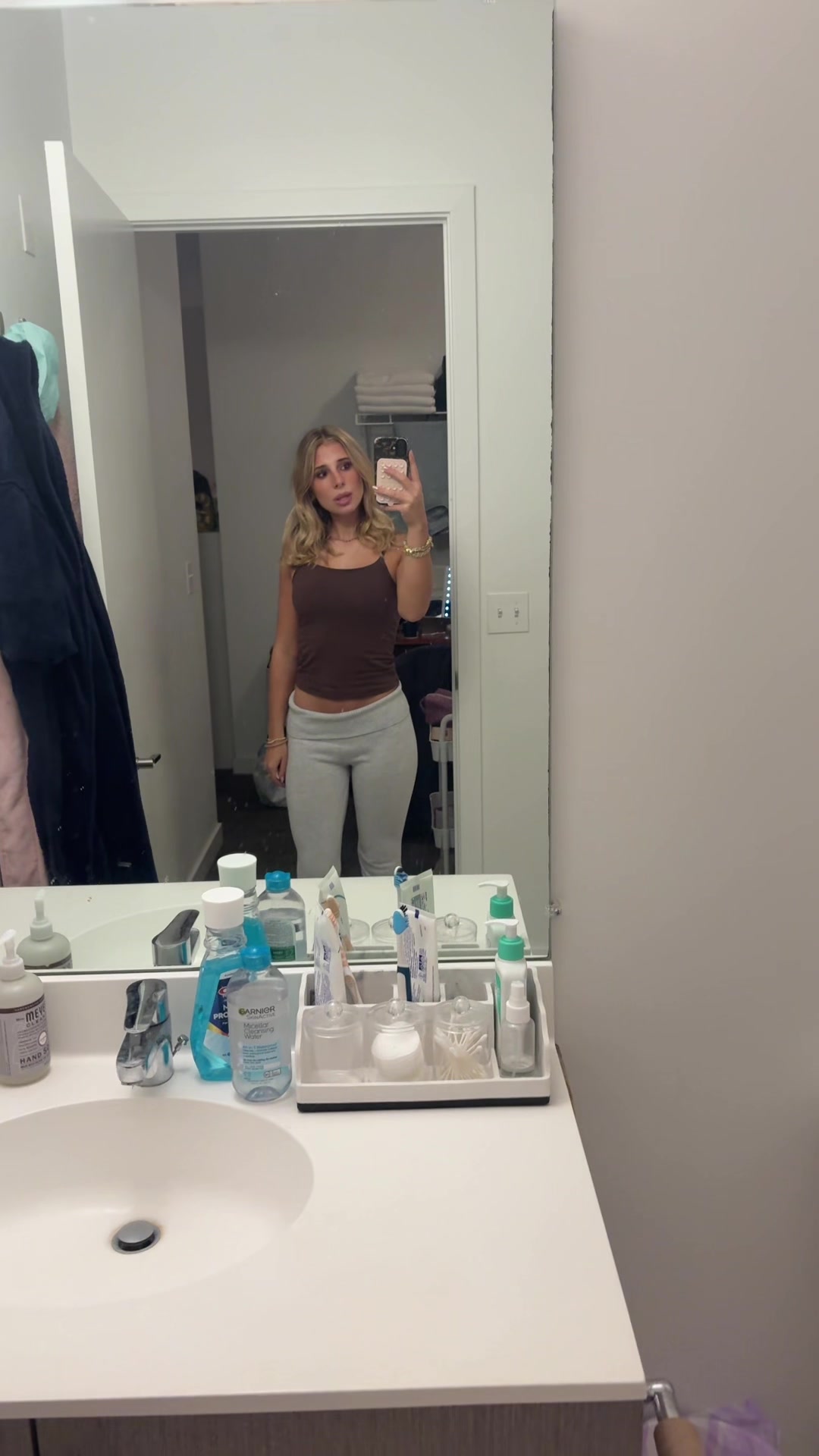 @hi