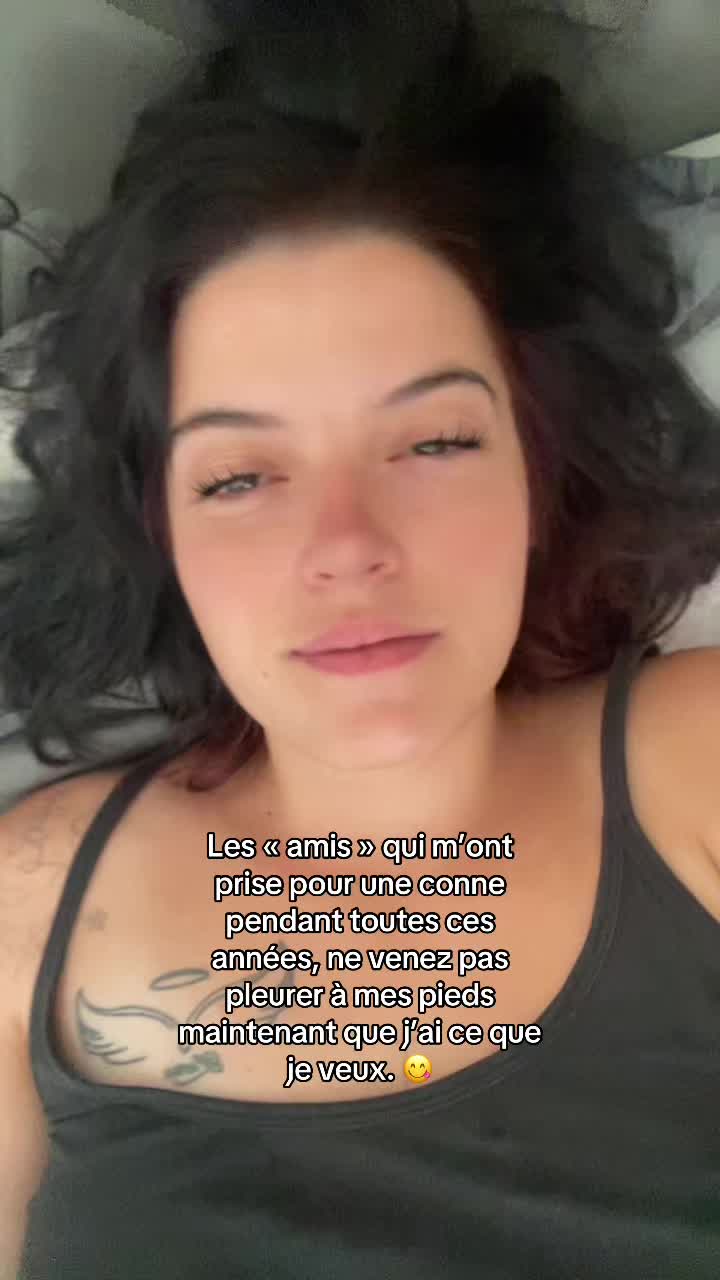@Louloutte🙃🖕