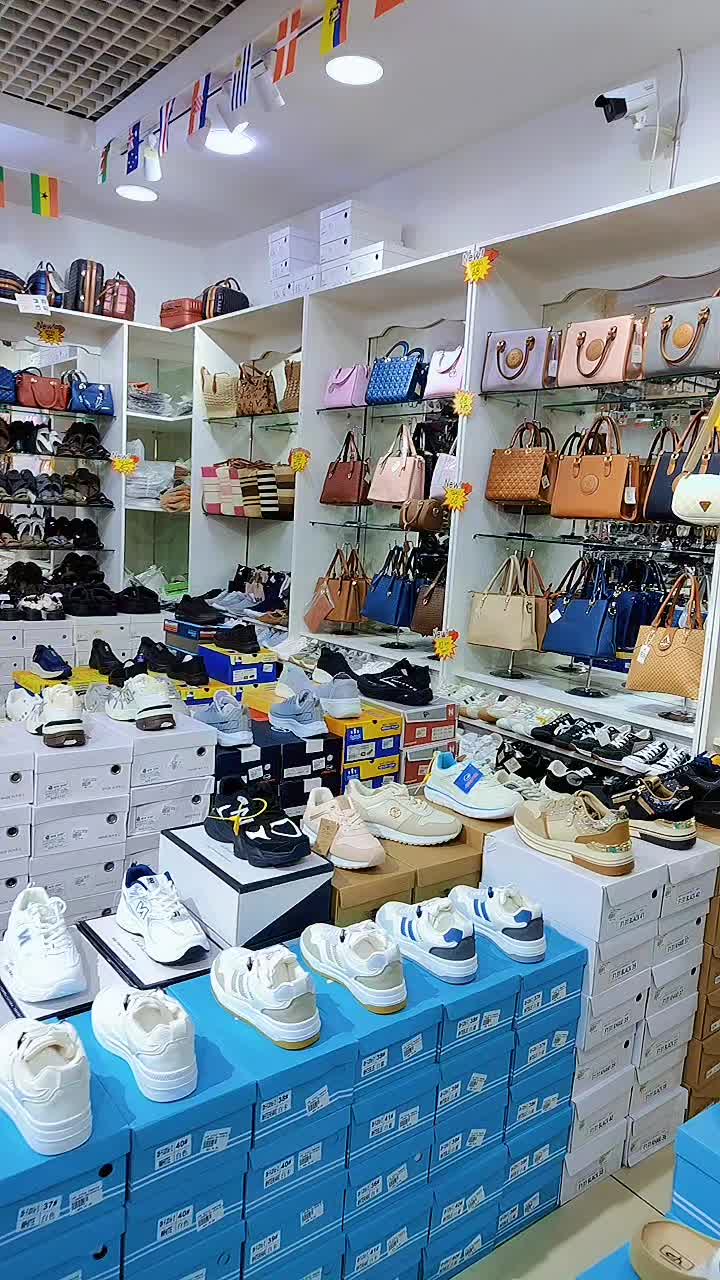 @Lai Style