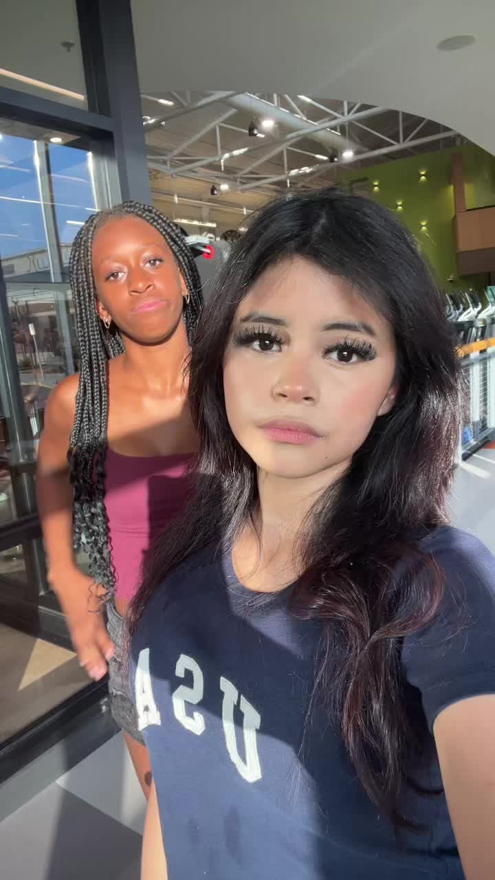 @Krisie🥂🎭🎰