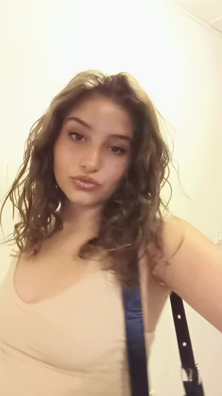 @T B