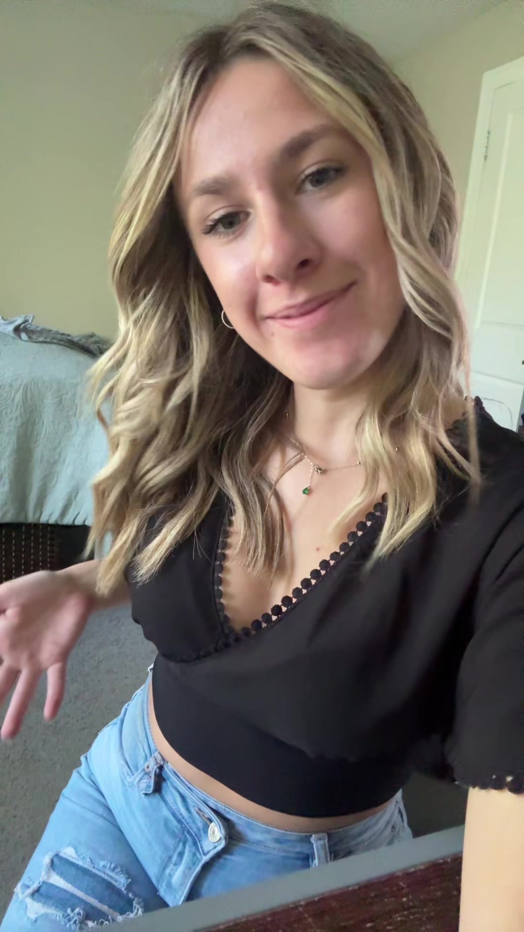 @Ellieee