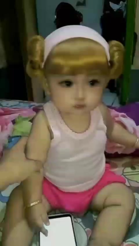 @Astuti_Manis