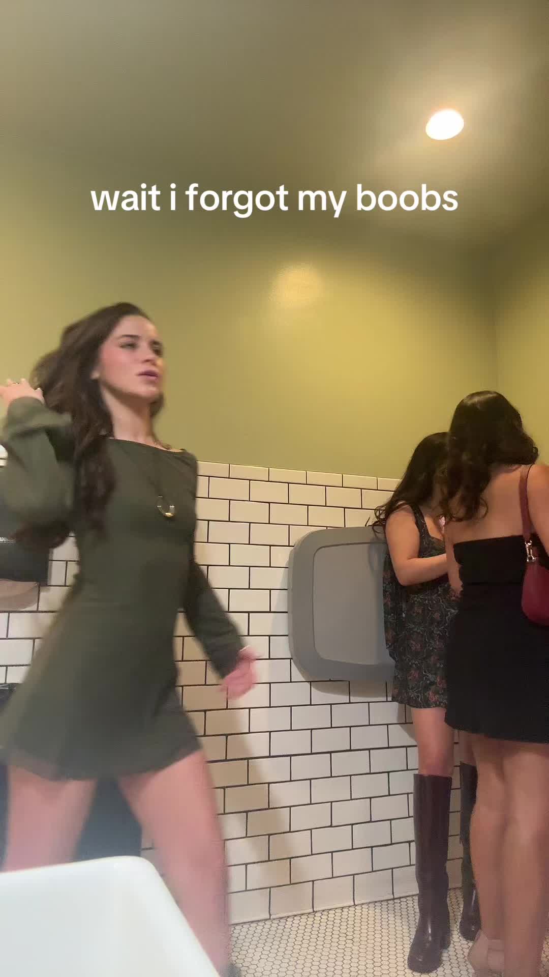 @ellie