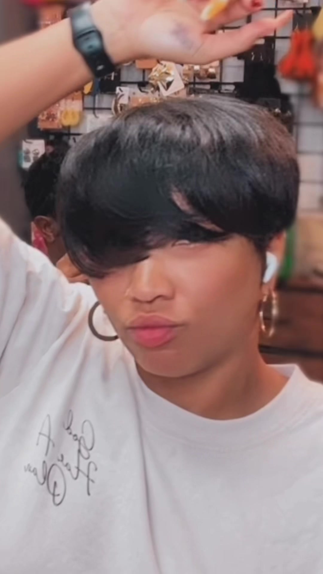 @Tee Que.TheHairPistol
