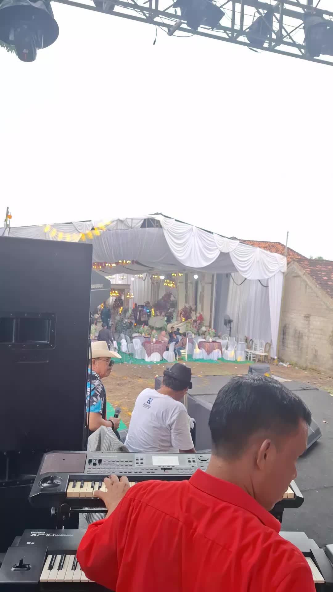 @Aninndra