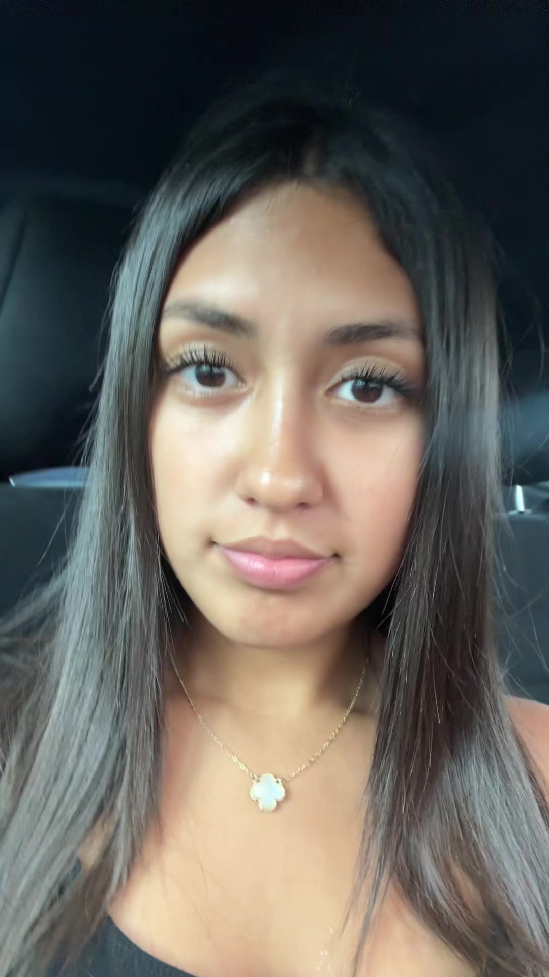 @⊱✿⊰