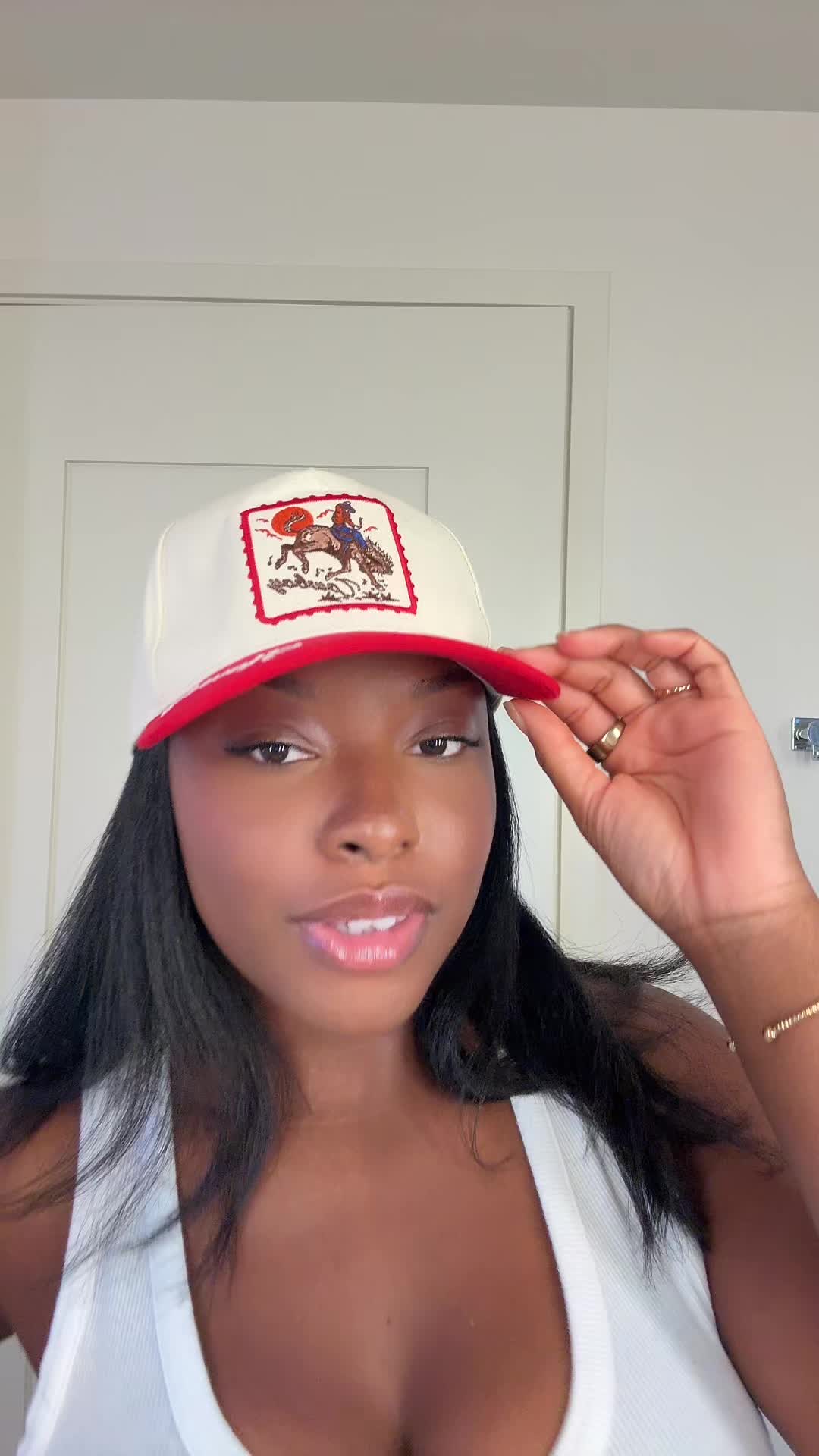 @LaSarah