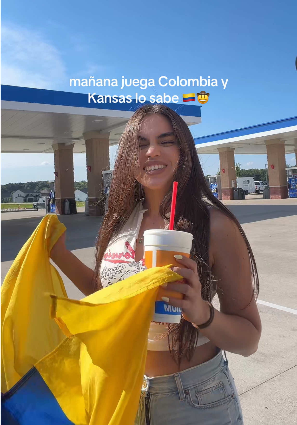 @Camila