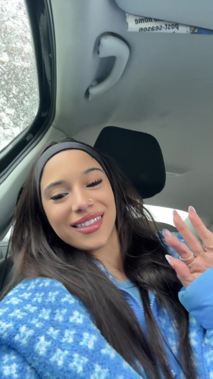 @alyssafavaa