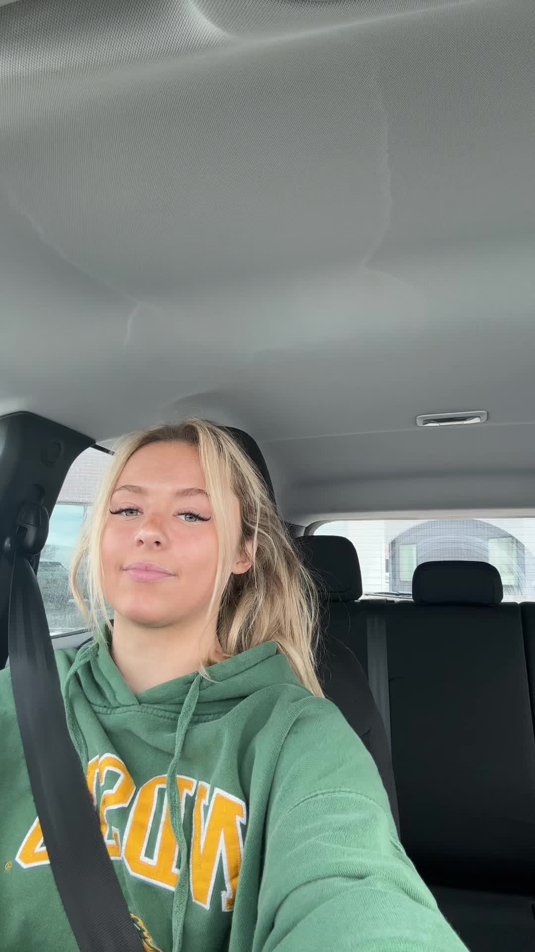 @mia finn