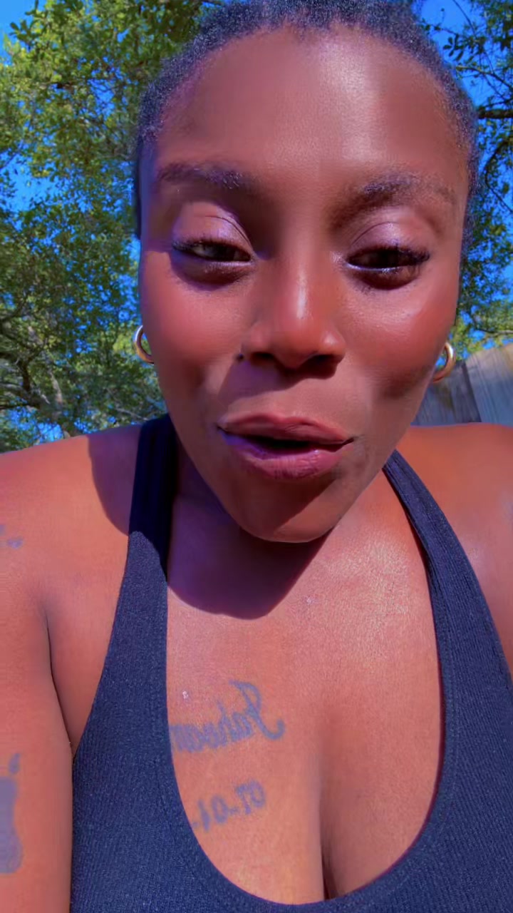 @yourbigsister