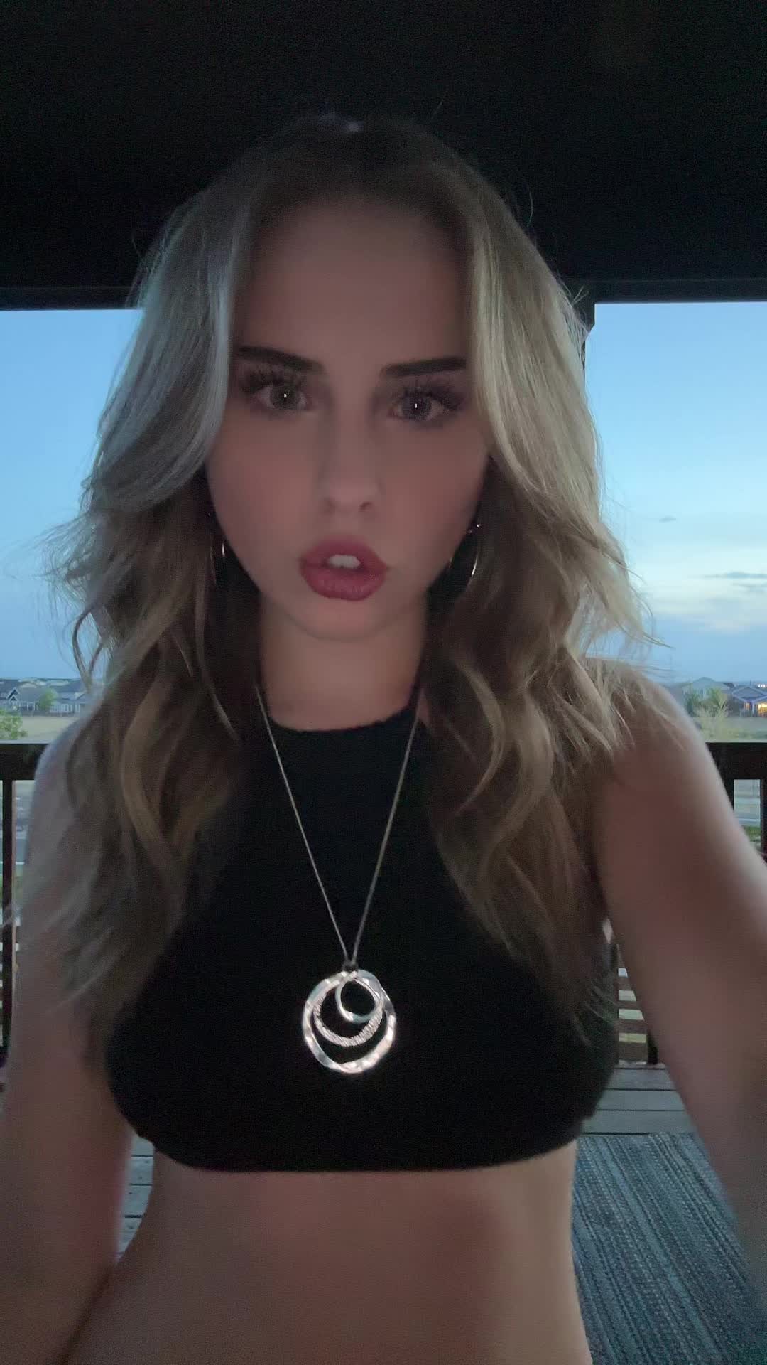 @peyton