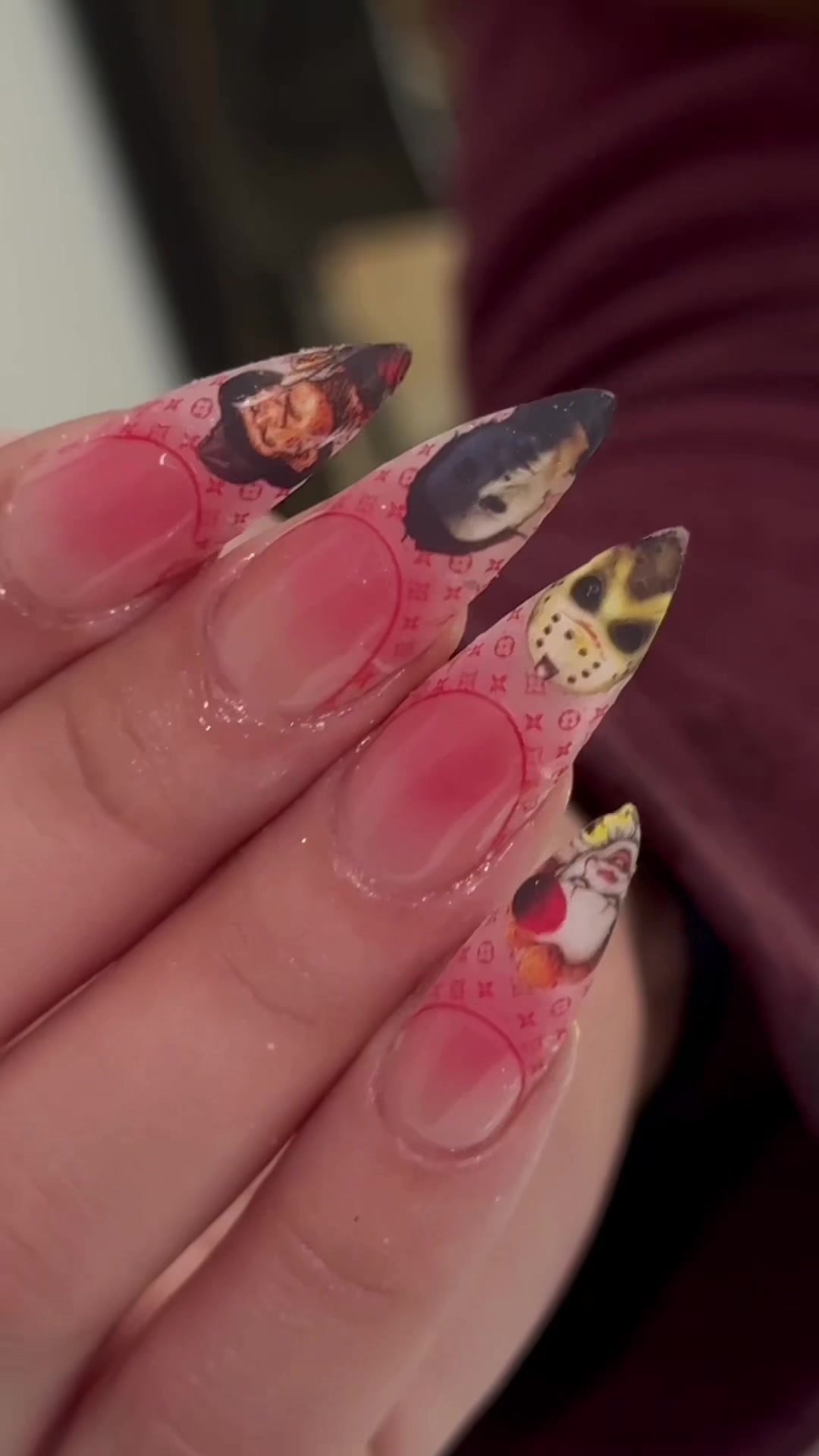 @Riya's Nails