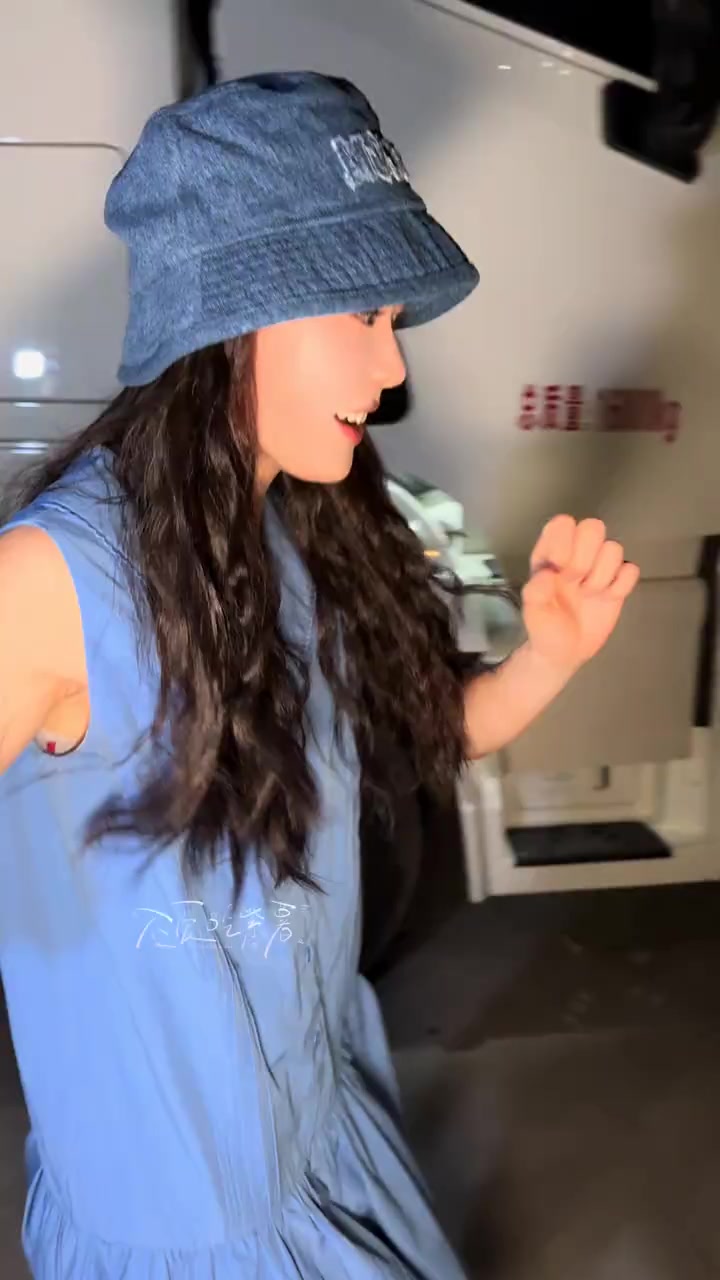 @Kẹo . Bông . Nhỏ 🍀