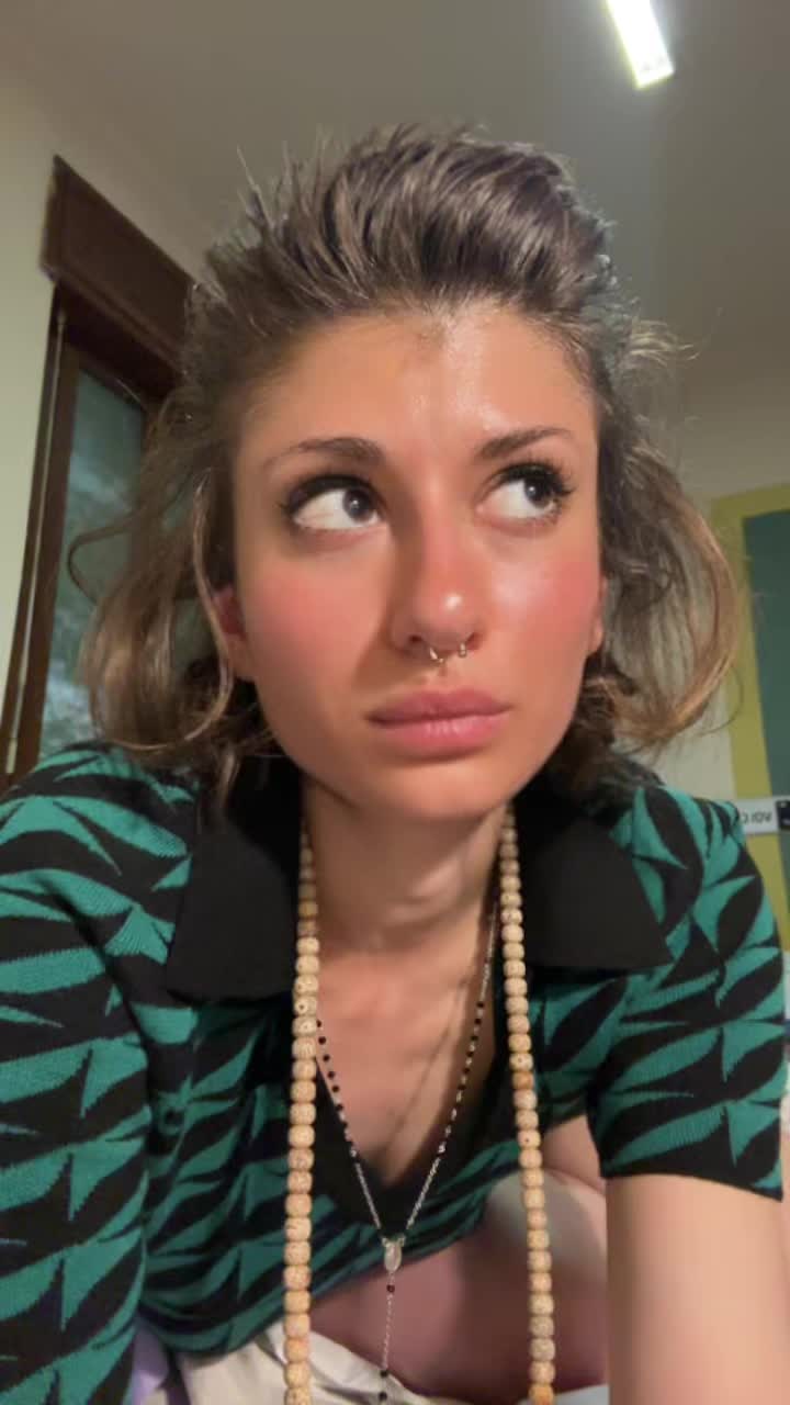 @Elisabetta Vittoria Karaulyan