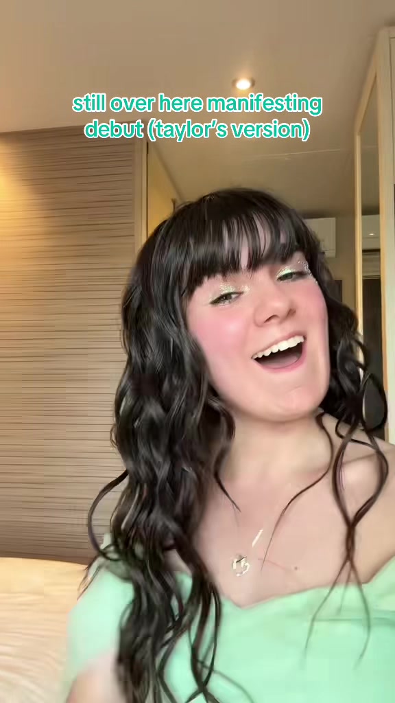 @ellie✨