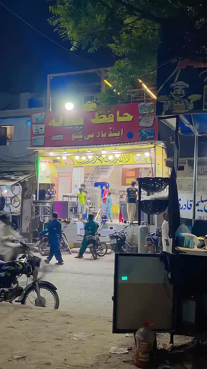 @ہم اپنے ماں باپ کے شہزادے ہیں
