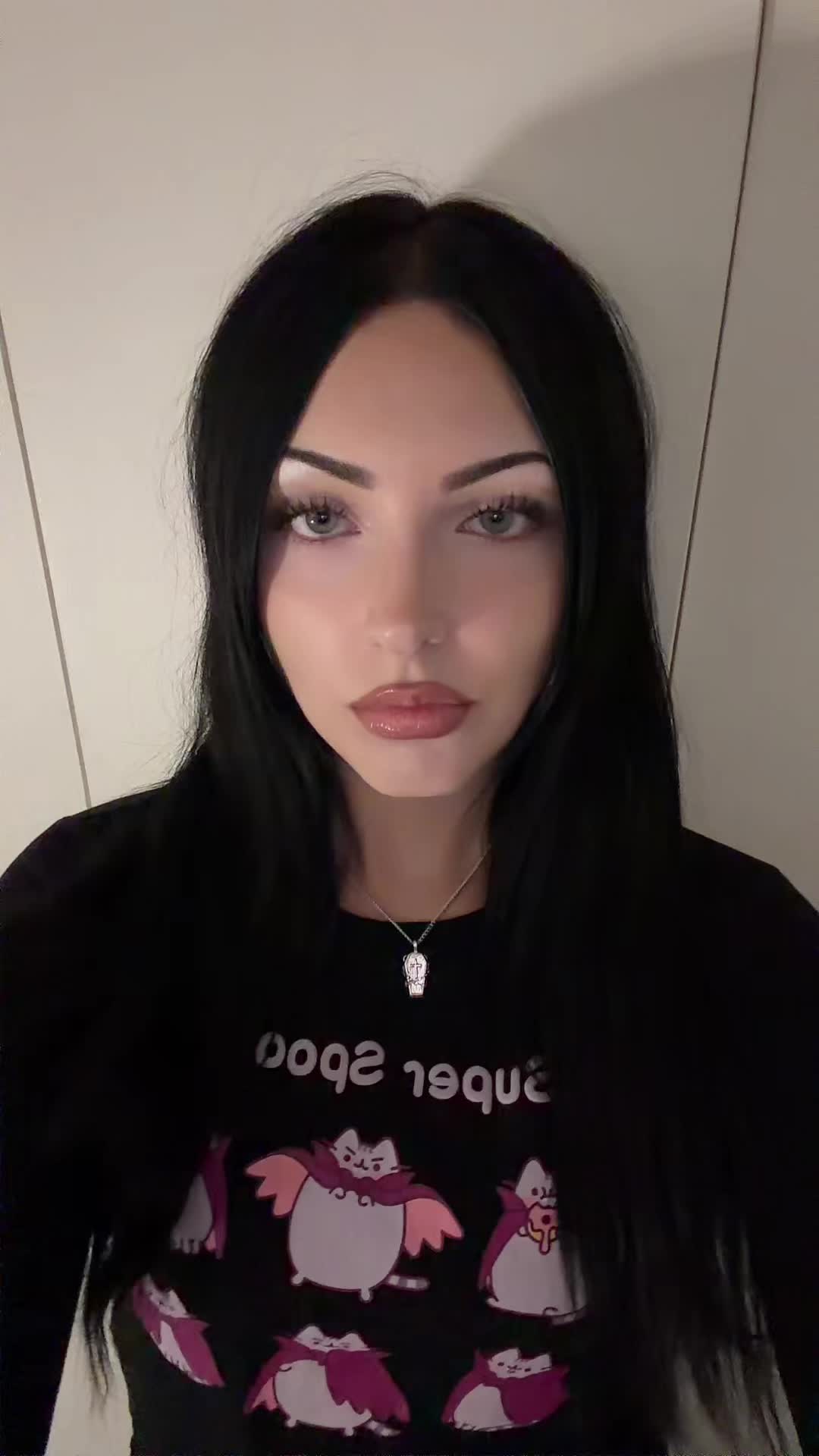 @𝒞𝒶𝓃𝒹𝓎 ♱