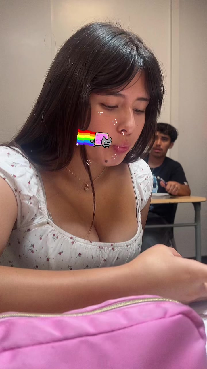 @April Ი𐑼