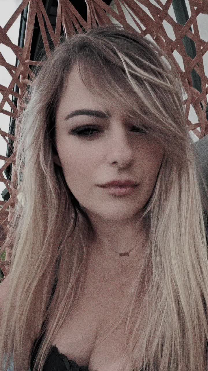 @AneCia