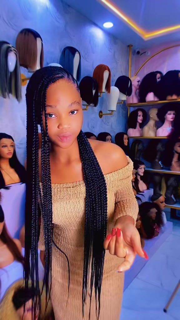 @Reniss'ka dame unique officiel