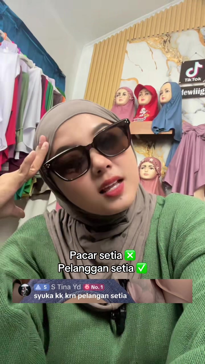 @Dewiigg