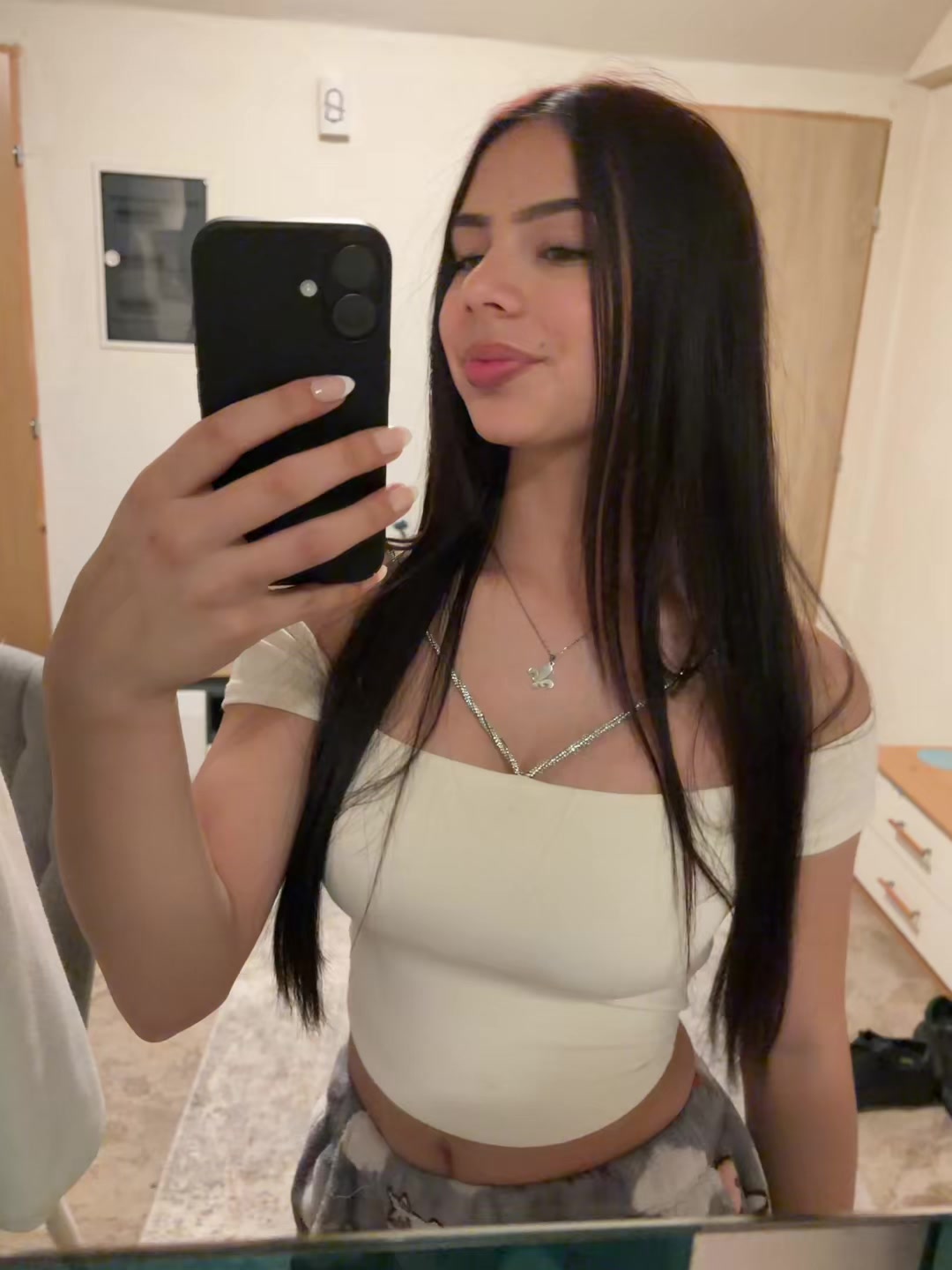 @Мелани🥀