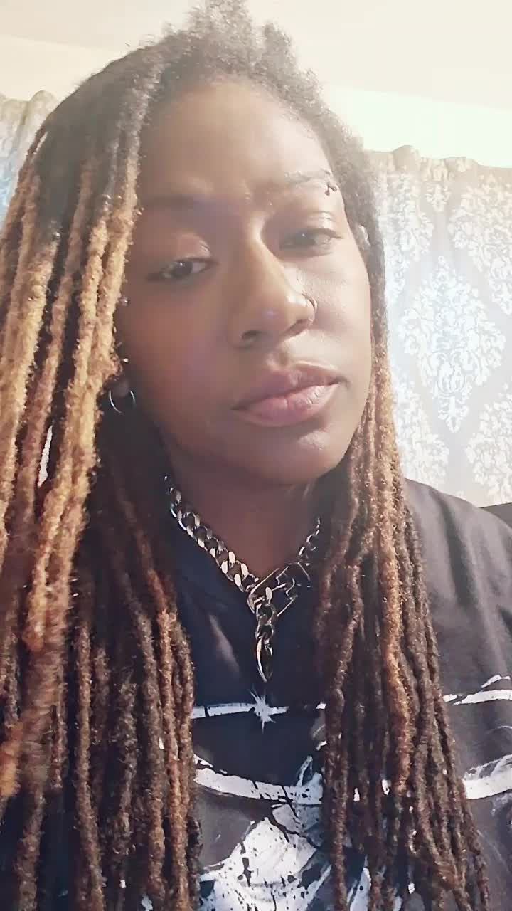 @BOOGIE BABY 85 🐻