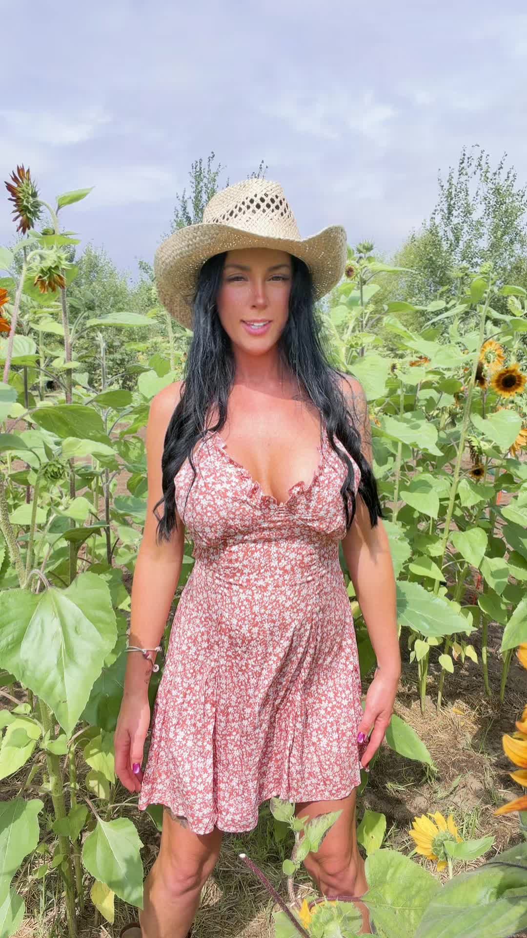 @averageuppermidwestgirl