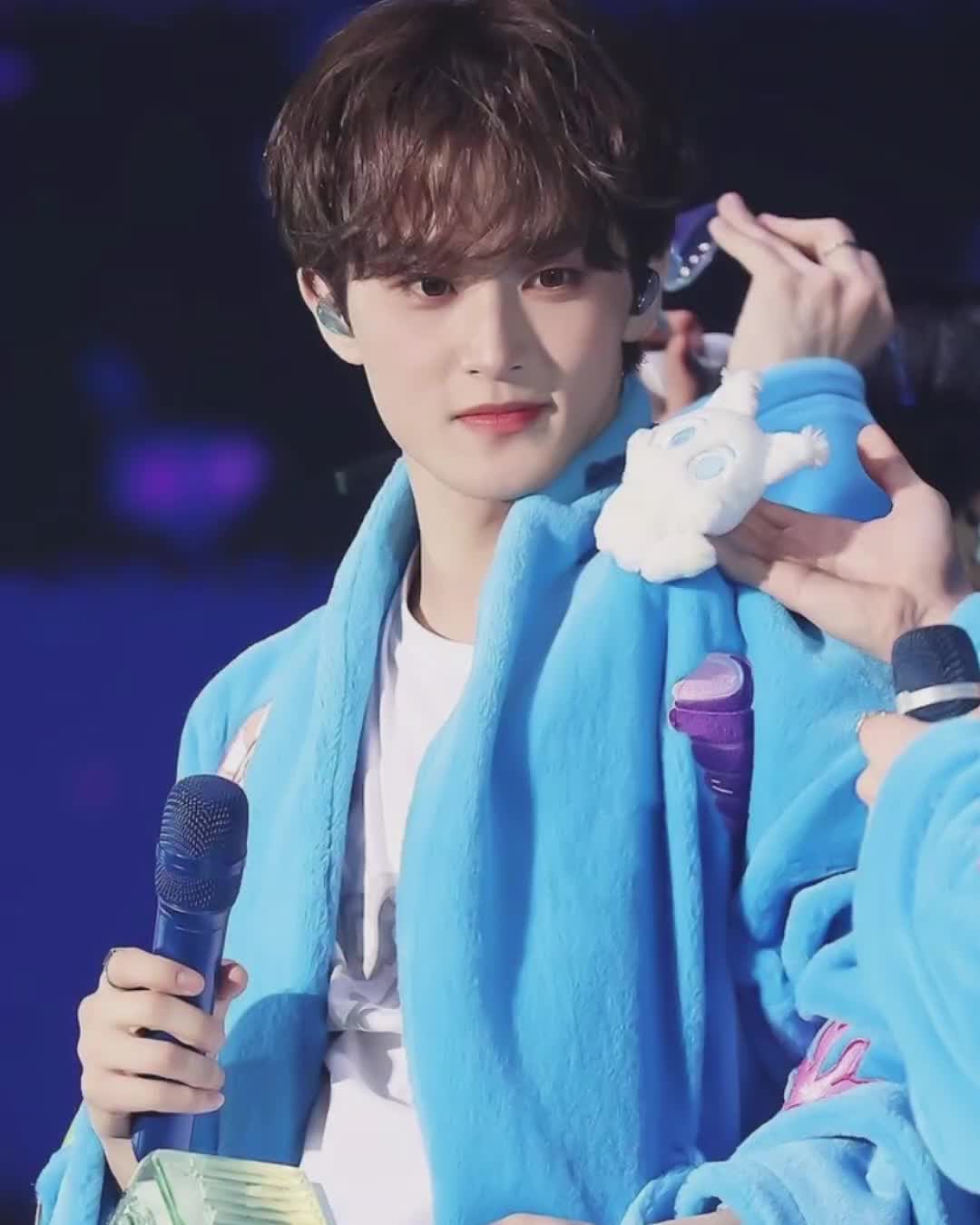 @유진