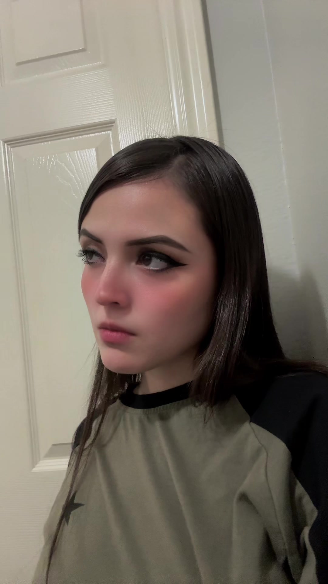 @ashlee_alaniz_