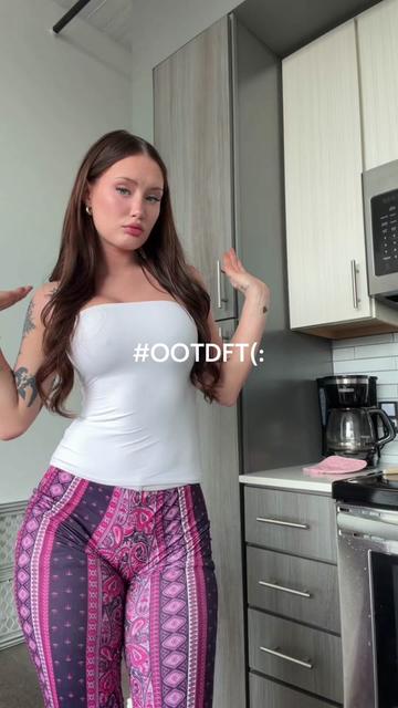 @Lenaaa