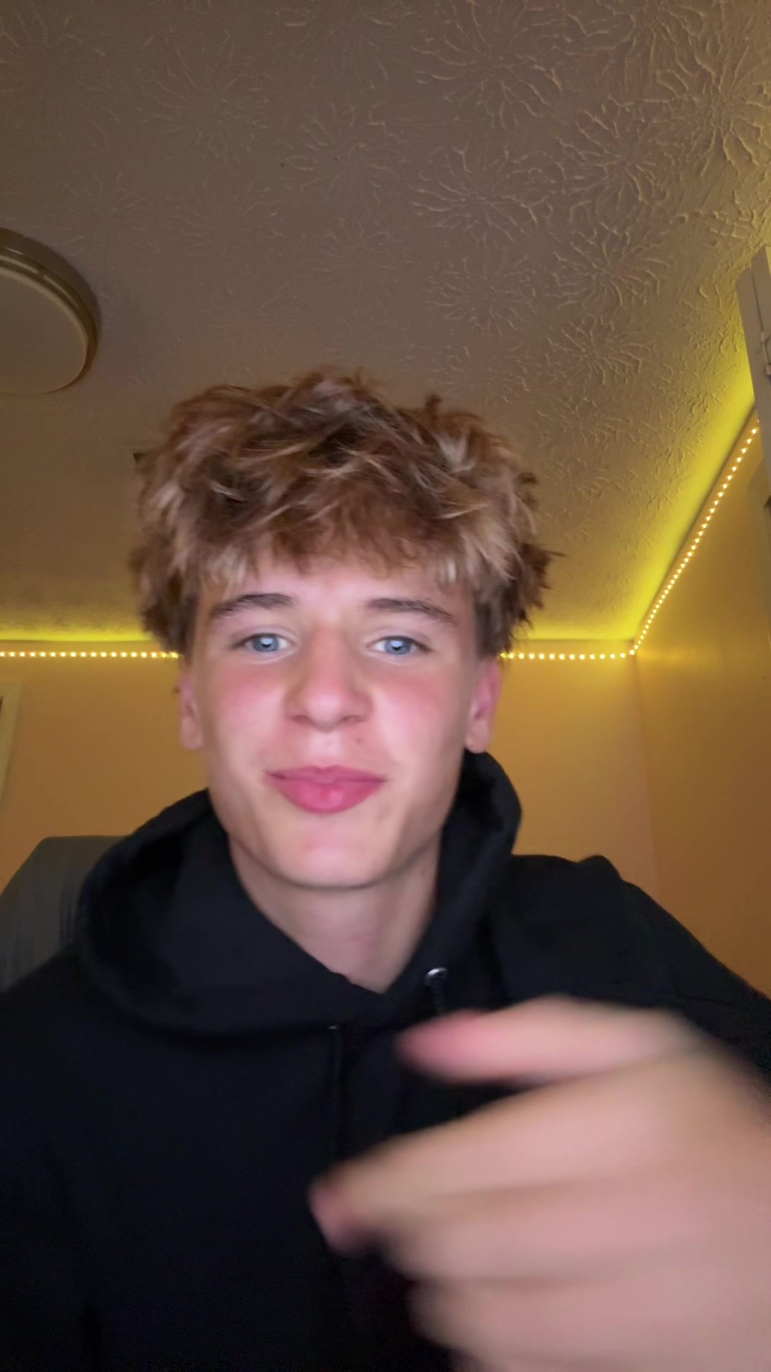 @Mikade