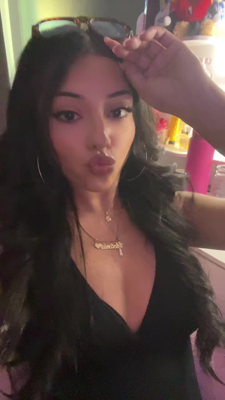 @🌍