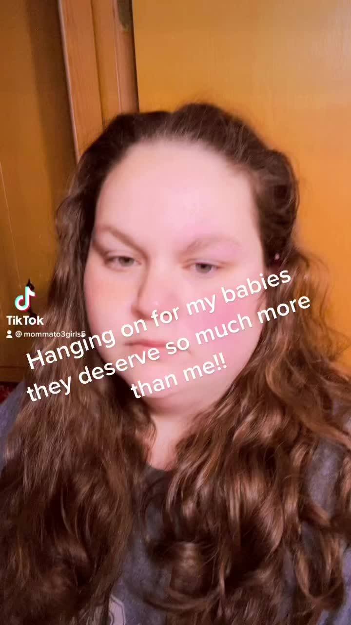 @Jess||medical mom🎗️