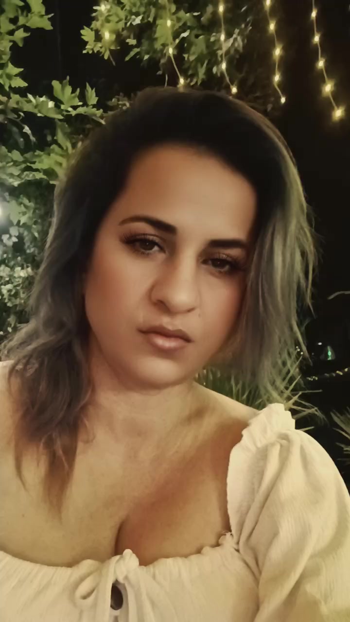 @❤️❣️Esra 🥰😍