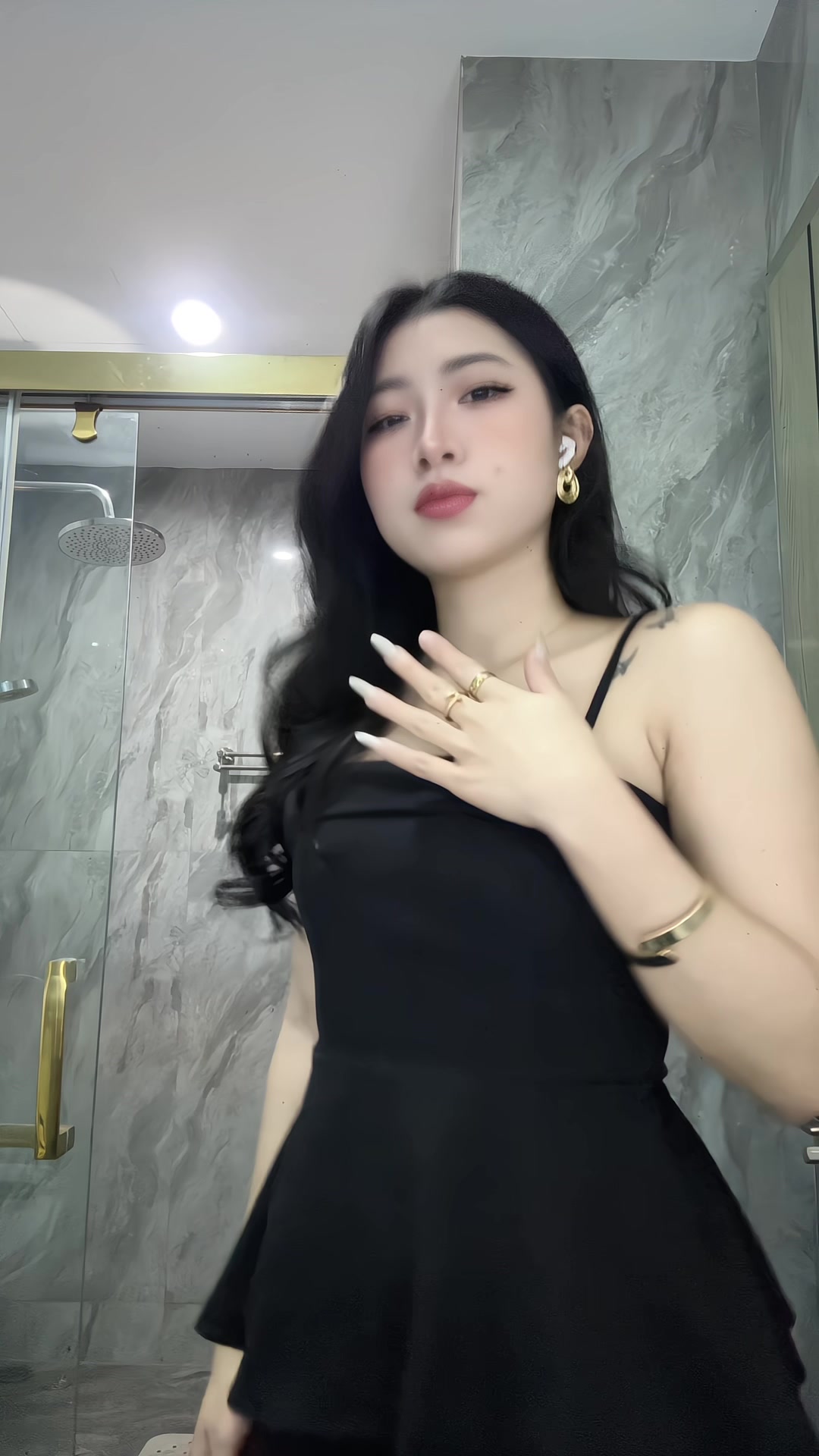 @𝙉